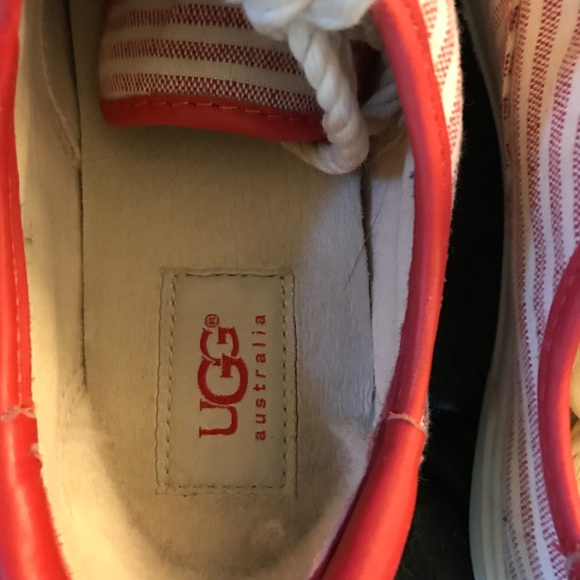 Uggs - Picture 3 of 5